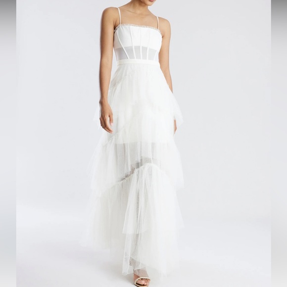 BCBGMAXAZRIA White Oly Tiered Ruffle Tulle Evening Gown - Picture 3 of 10